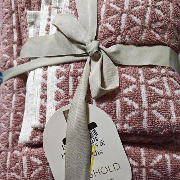 Paradise Bath & Hand Towel/washcloth 6 pc Set Mauve/White - Picture 1 of 2